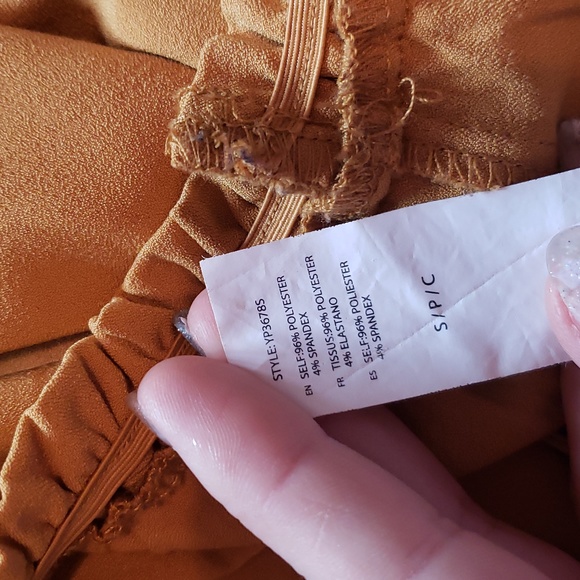 Paperbag pants by Shinestar in mustard color, size small - Picture 4 of 5